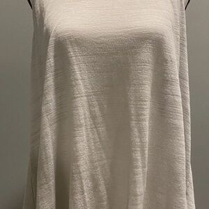 Super Trendy Gray Sleeveless Shirt